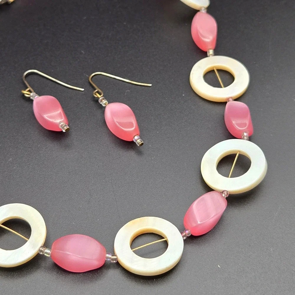 Pink Cat Eye Bead Necklace &‎ Dangle Earrings Set Mother of Pearl Circles